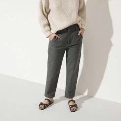 Birkenstock Women's Franca Oiled Leather Sandals- Black- Regular/Wide -Sport Footwear Shop 1021112 f look f