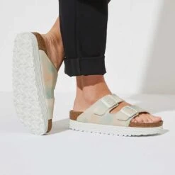 Birkenstock Women's Arizona Platform Sandal- Watercolor Pink- Medium/Narrow 12 Birkenstock Women's Arizona Platform Sandal- Watercolor Pink- Medium/Narrow -Sport Footwear Shop 1024597 f closeup f