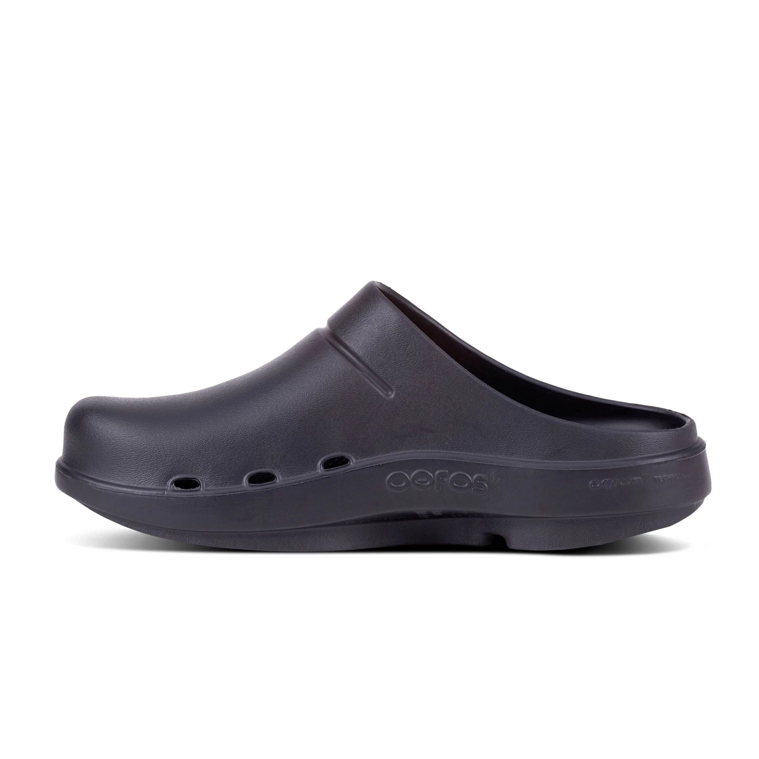 OOfos Unisex OOcloog Shoe - Black - Regular (D) 5 OOfos Unisex OOcloog Shoe - Black - Regular (D) - Image 3