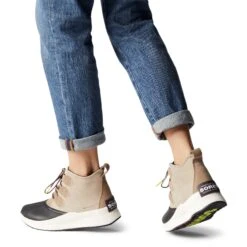 Sorel Women's Out N About III Classic Boot - Omega Taupe/Black - Regular (B) -Sport Footwear Shop 1951331 264 a9