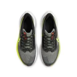 Nike Youth Pegasus 39 Running Shoe- Black/Volt/Barely Volt 12 Nike Youth Pegasus 39 Running Shoe- Black/Volt/Barely Volt -Sport Footwear Shop DM4015 002 PHCTH001