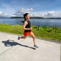 Topo Athletic Women's Phantom 3 Running Shoe - Grey/Stone- Wide (D) -Sport Footwear Shop W063.Grey Stone 10